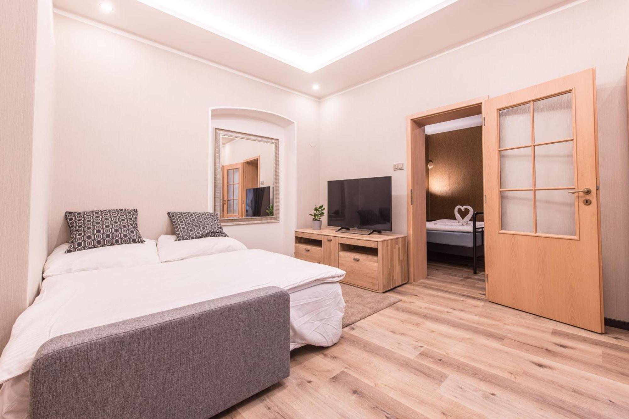 Prague Locals Monastery Apartments 部屋 写真